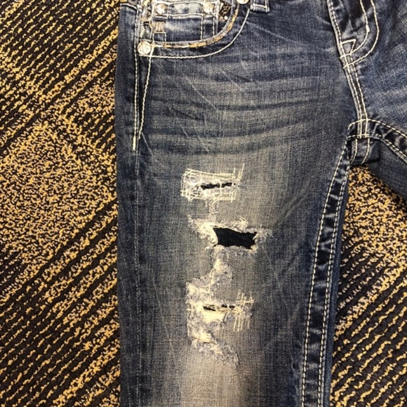 Miss Me I Signature Crop Jeans - Picture 4 of 6